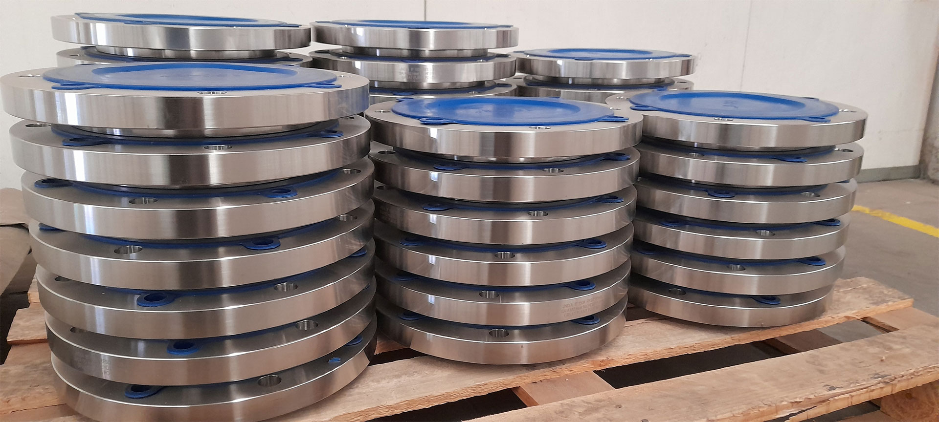 Gpss stainless steel flanges in the Santiago warehouse
